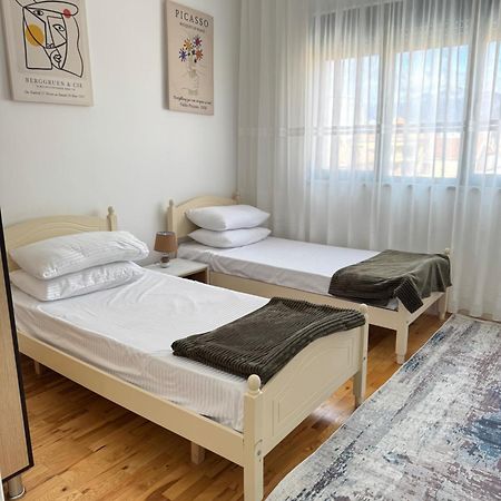 Sol Apartments - 2 Bedrooms Shkodra Exterior foto
