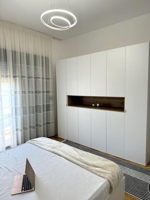 Sol Apartments - 2 Bedrooms Shkodra Exterior foto